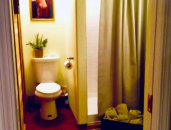 Trail Boss King Ensuite-prairie Rose - 1200 Sq Ft Cheyenne