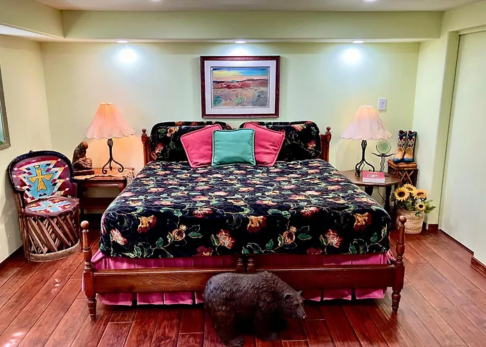 Bed and breakfast Trail Boss King Ensuite-prairie Rose - 1200 Sq Ft Cheyenne
